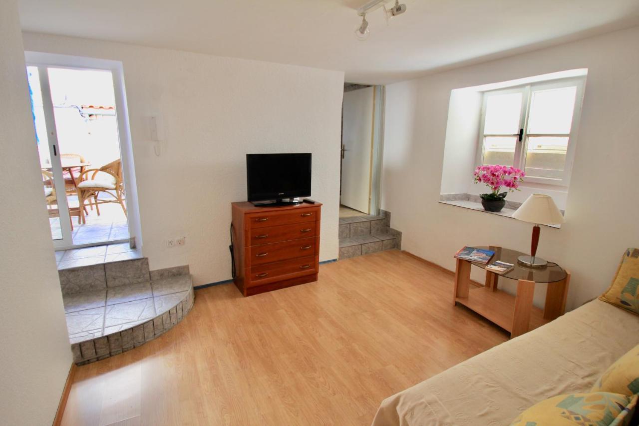 Town House In The Centre Of Historic Trogir Villa Exterior photo
